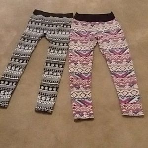 2 pairs of Leggings
